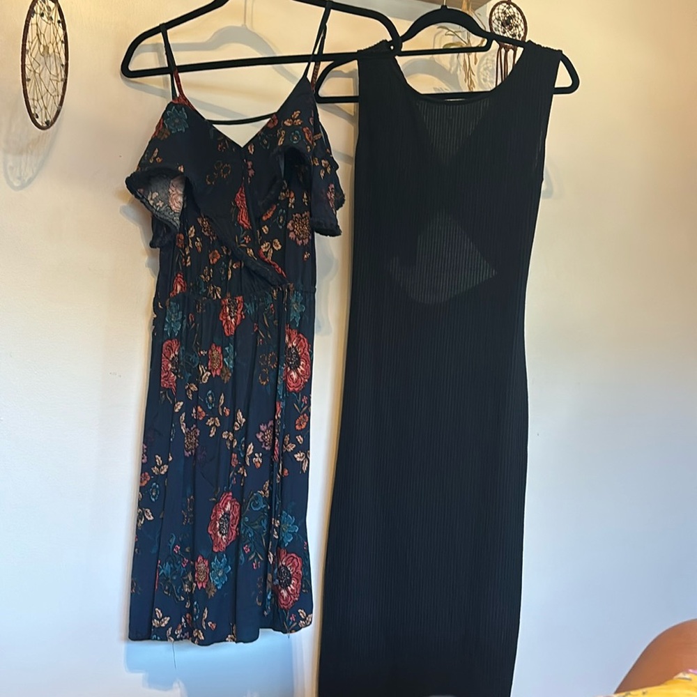 2 Dresses (short floral and midi black) sized L 8/10